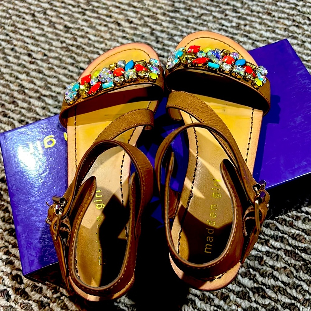 Madden girls jewel sandals size 6.5